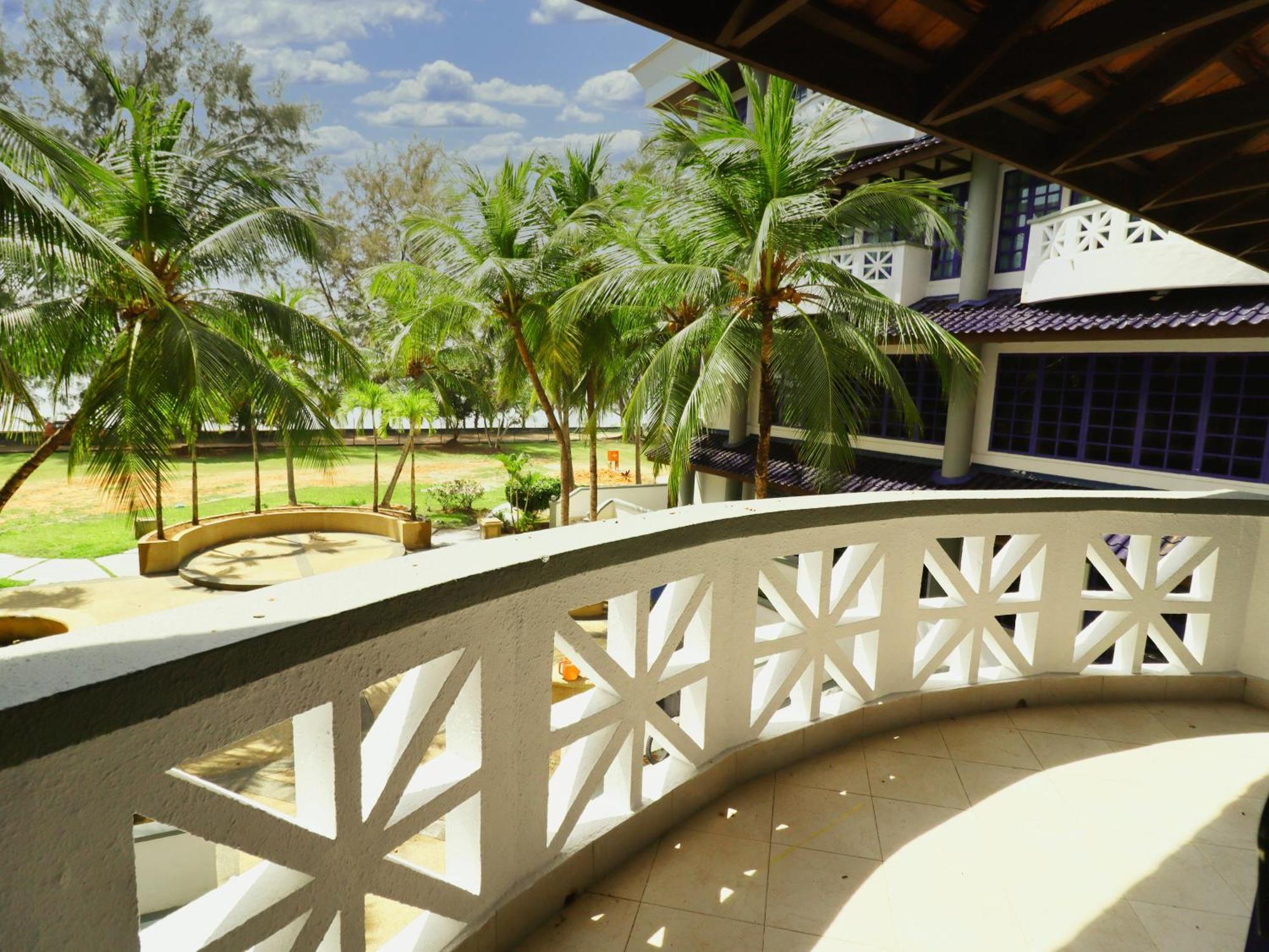 Long Sands Port Dickson Exterior foto